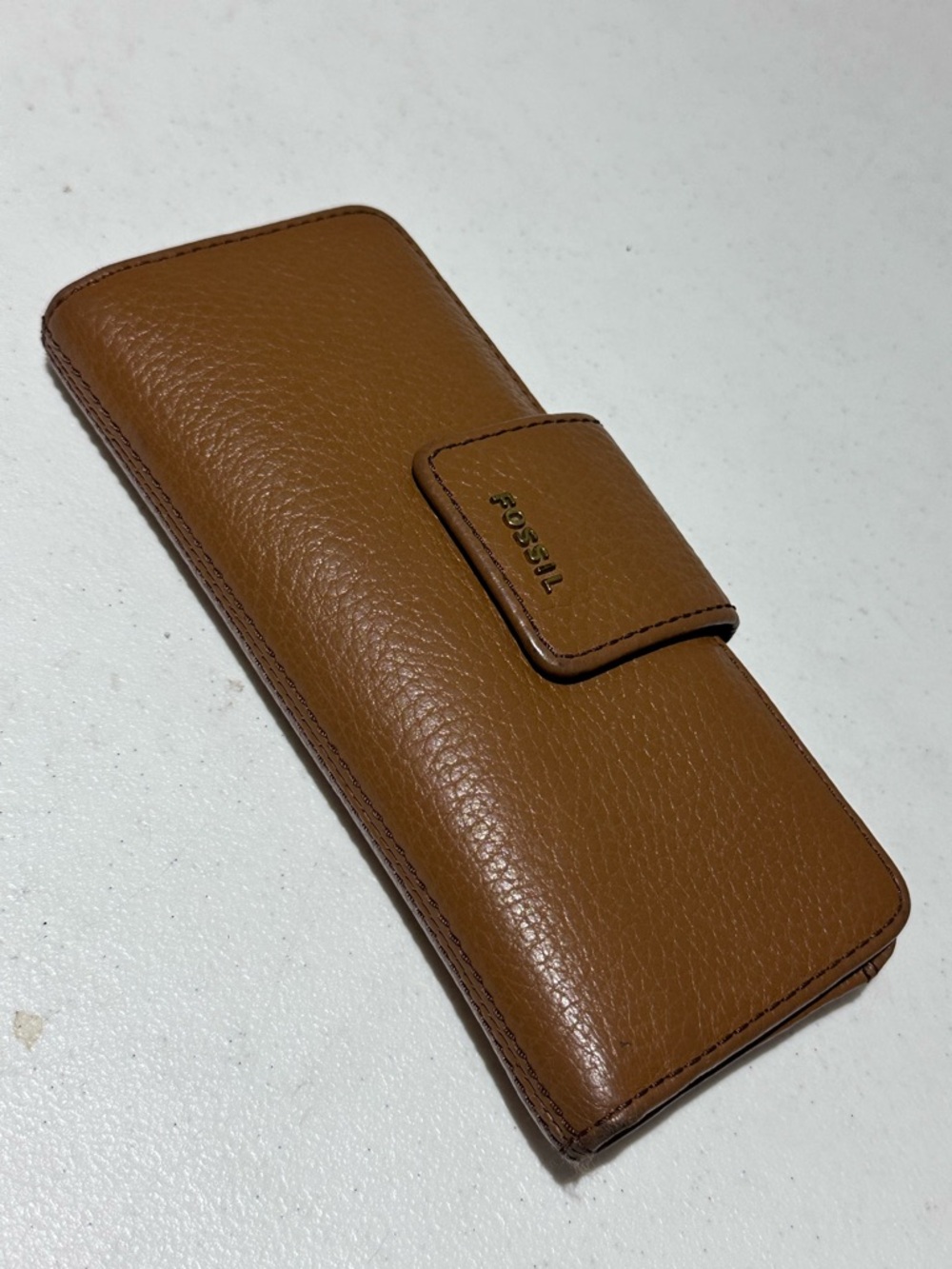 Fossil light brown pebbled leather wallet